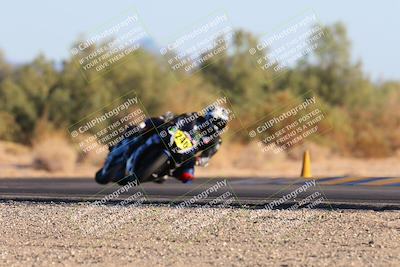 media/Dec-07-2024-CVMA (Sat) [[21c5f1ef85]]/Race 11-Amateur Supersport Open/